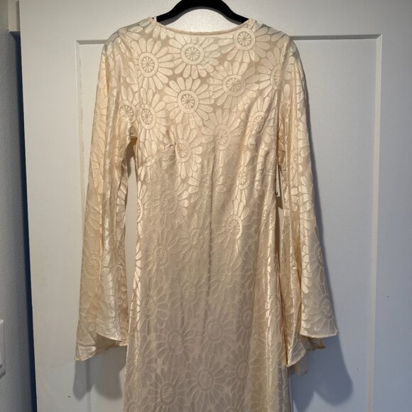 Show Me Your Mumu Sarah Dress in Cream Daisy Burnout - Picture 13 of 13